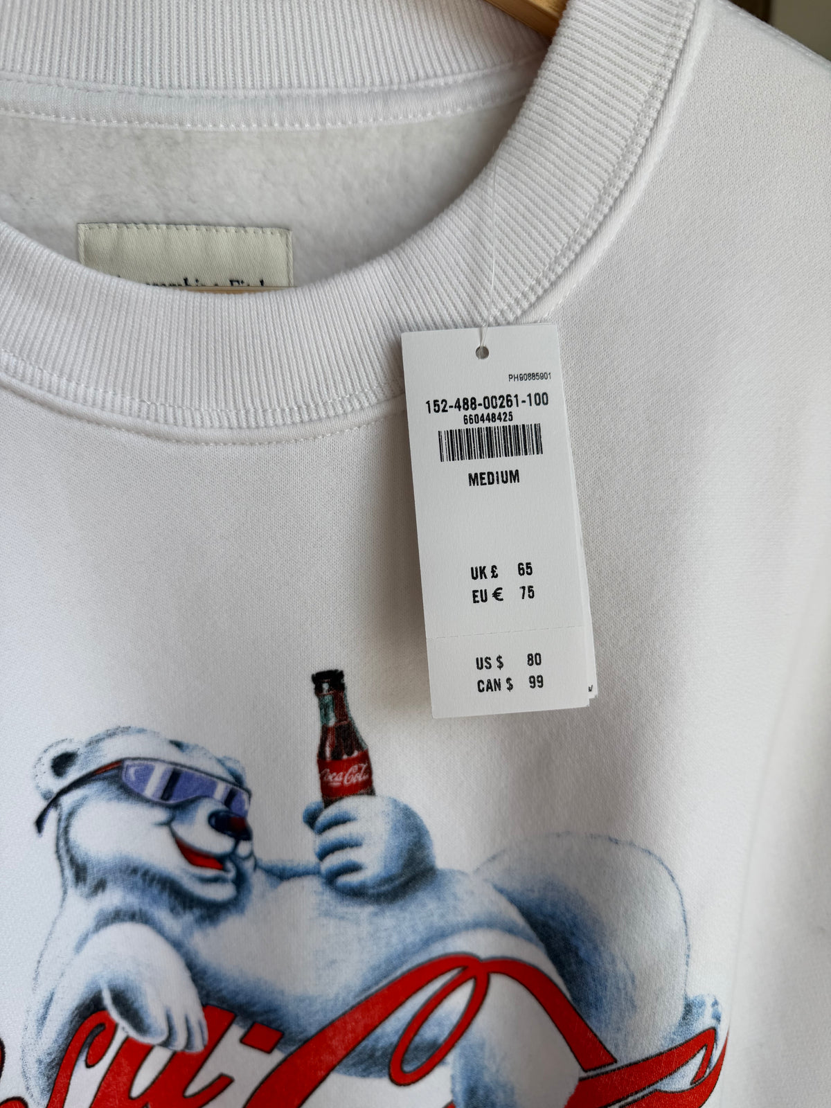 Abercrombie & Fitch x Coca-Cola Polar Bear Graphic Crewneck Sweatshirt – White | Size Medium | New with Tags (originally $80)